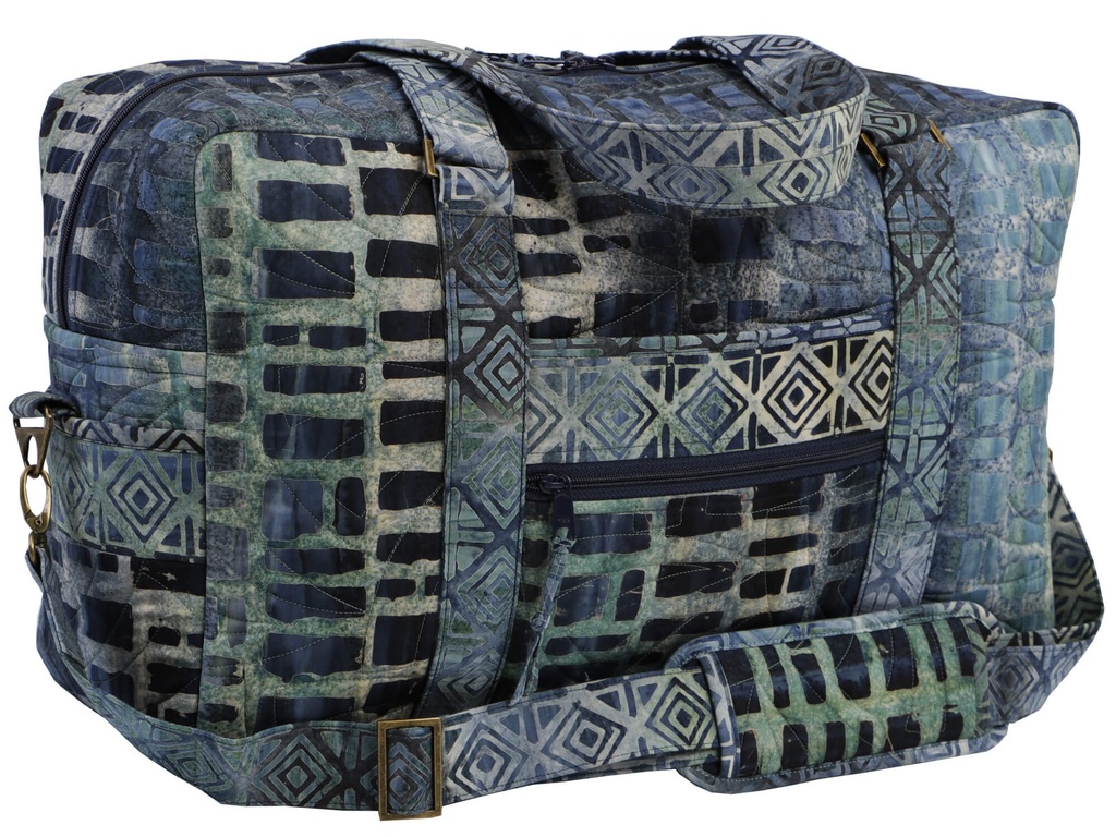Model - Round Trip Duffle #18